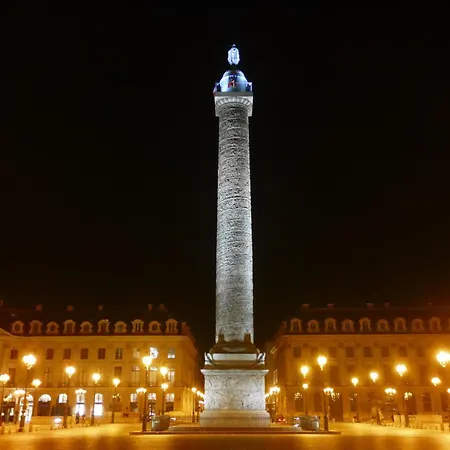 Magical Nights In The Heart Of * Paris